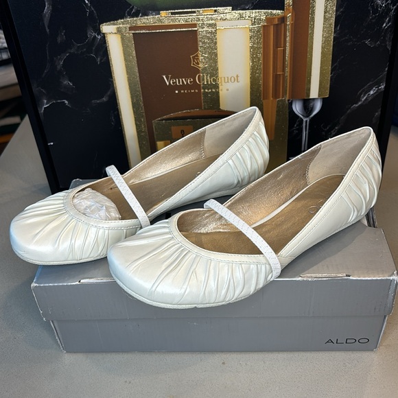 ALDO | Puntofijo Ballet Flats in Iridescent White/Cream - Picture 2 of 5